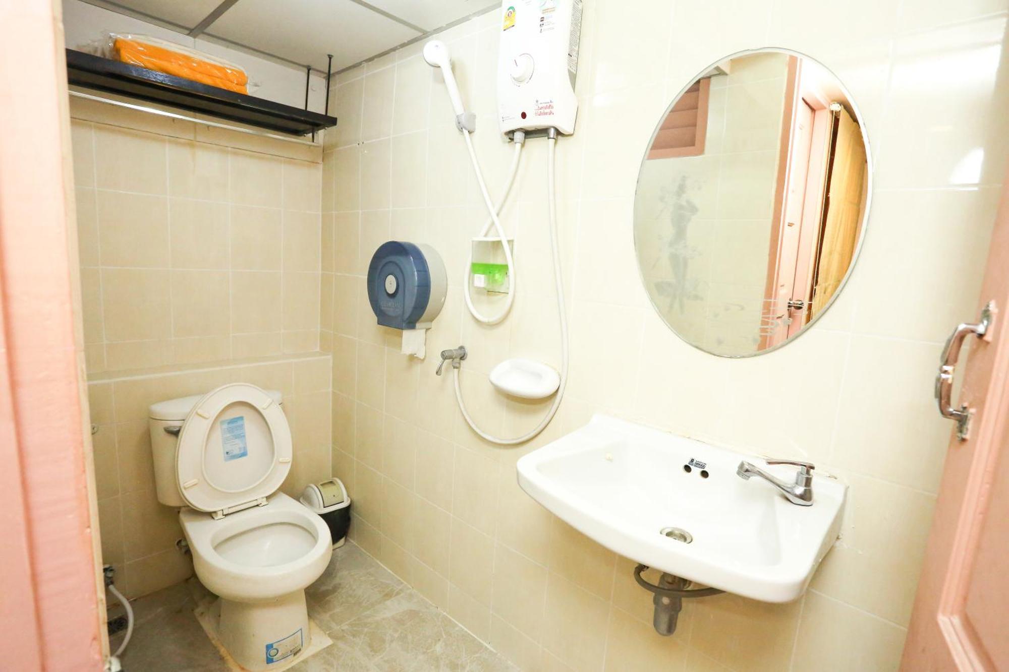 Pjr Chateau Bangkok Dış mekan fotoğraf